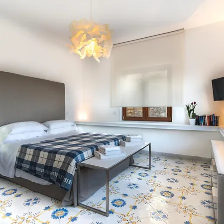 Flat Sorrento